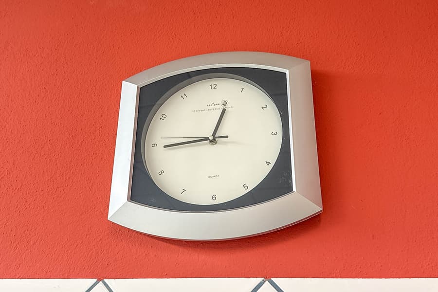 Wanduhr